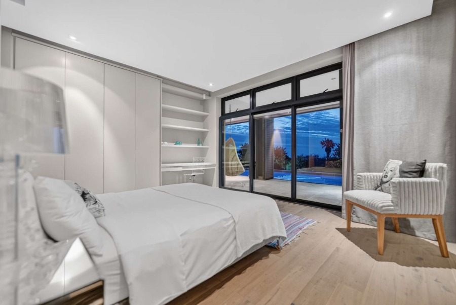 5 Bedroom Property for Sale in Camps Bay Western Cape
